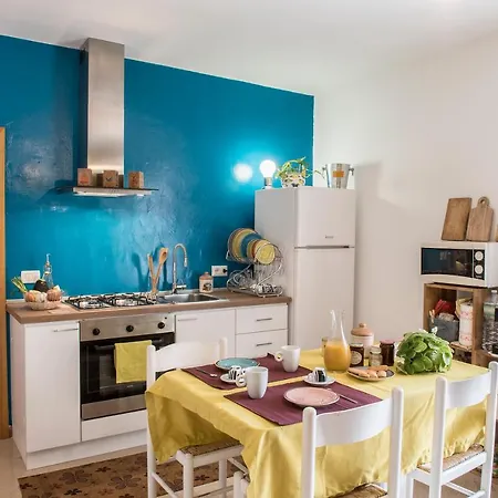 B.i.c. Bed & Breakfast *