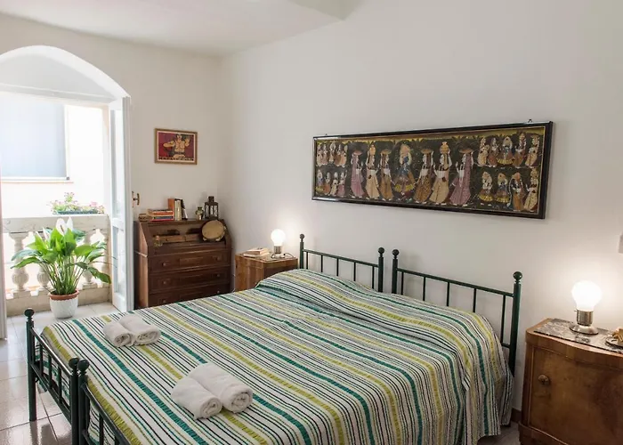 לינה וארוחת בוקר B.i.c. *