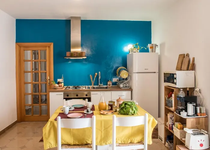 לינה וארוחת בוקר B.i.c. *