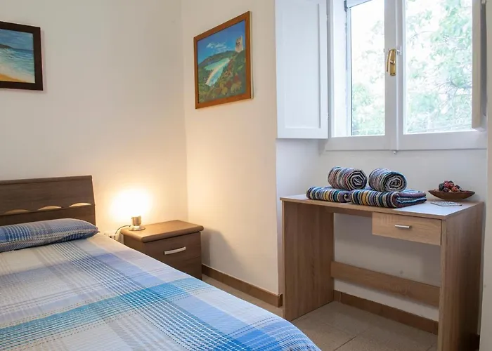 B.i.c. Oda ve Kahvaltı *