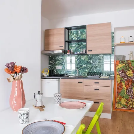 B.i.c. Bed & Breakfast